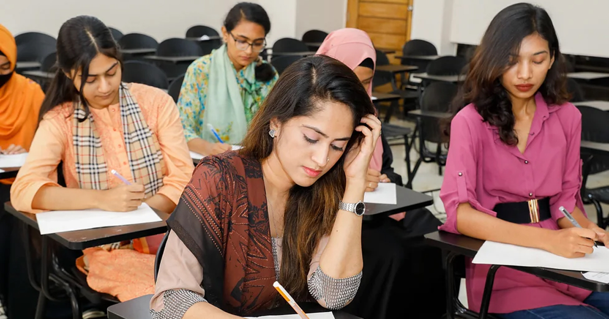 বিসিএসের লিখিত পরীক্ষা শুরু