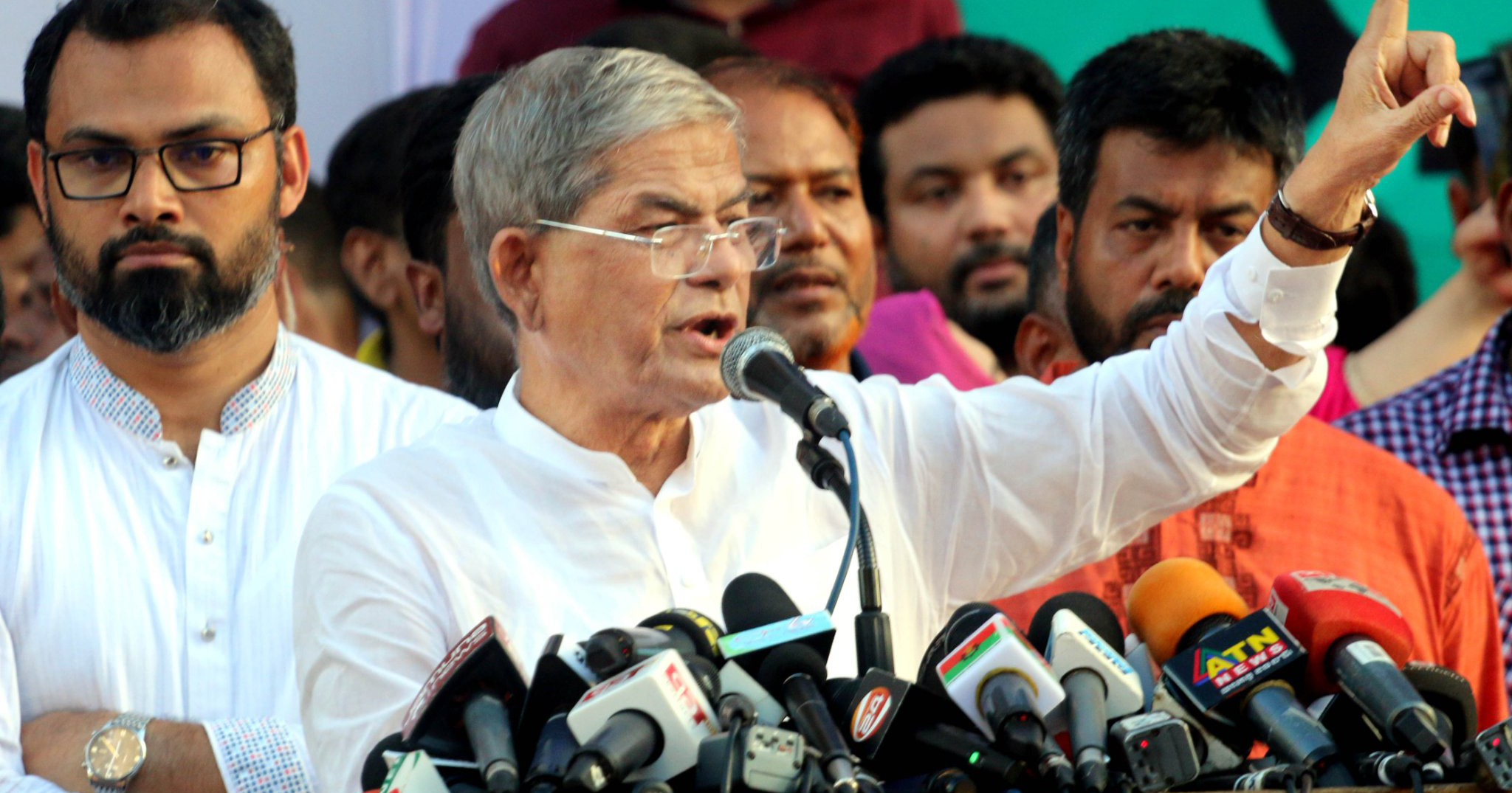 নির্দলীয়-নিরপেক্ষ সরকারের হাতে ক্ষমতা হস্তান্তর করতে হবে: ফখরুল