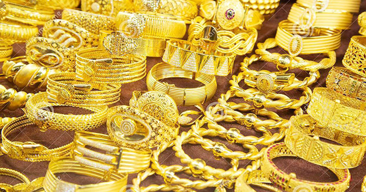 অতীতের রেকর্ড ভেঙে বেড়েছে স্বর্ণের দাম
