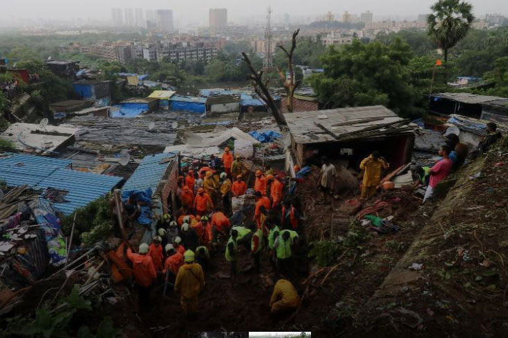মহারাষ্ট্রে ভূমিধসে ৬৭ জনের মৃত্যু