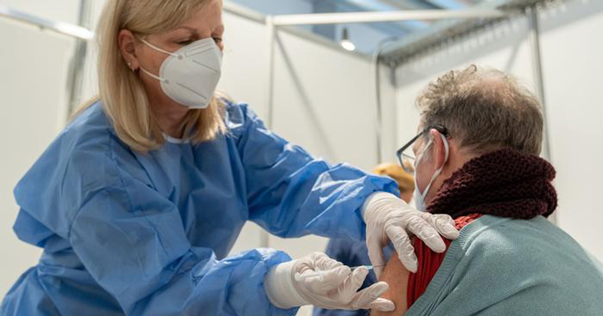 জার্মানিতে টিকার বদলে স্যালাইন পুশ!