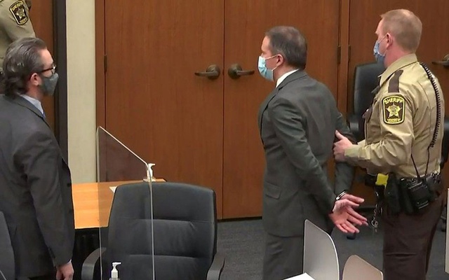 জর্জ ফ্লয়েড হত্যায় পুলিশ শভিনের ২২ বছর কারাদণ্ড