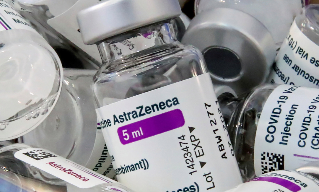 কাল থেকে পাবেন অ্যাস্ট্রাজেনেকার দ্বিতীয় ডোজ