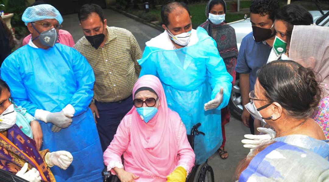 খালেদাকে বিদেশ নিতে চায় পরিবার, সরকারের সঙ্গে যোগাযোগ