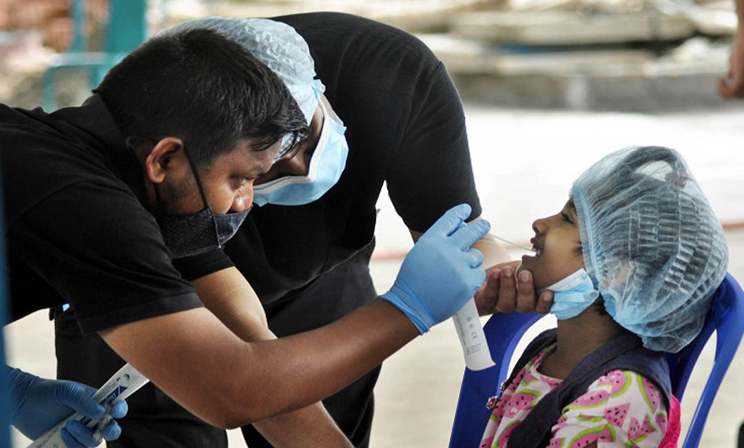 করোনায় আরও ৫৪ জনের মৃত্যু, শনাক্ত ৩৮৮৩