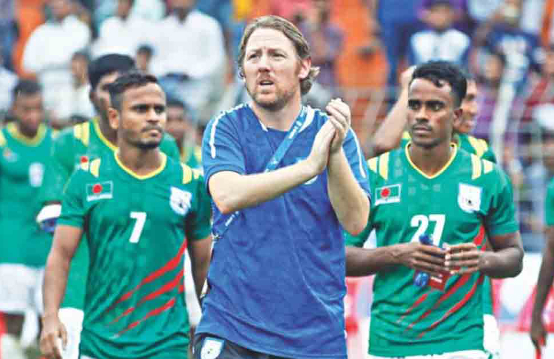 লক্ষ্য পূরণ করেই দেশে ফিরলেন ফুটবলাররা