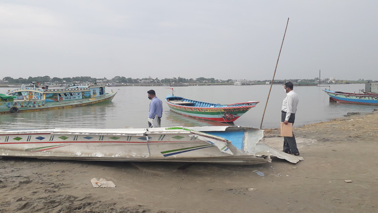 মাদারীপুরে দুর্ঘটনা কবলিত স্পিডবোটের মালিক গ্রেফতার