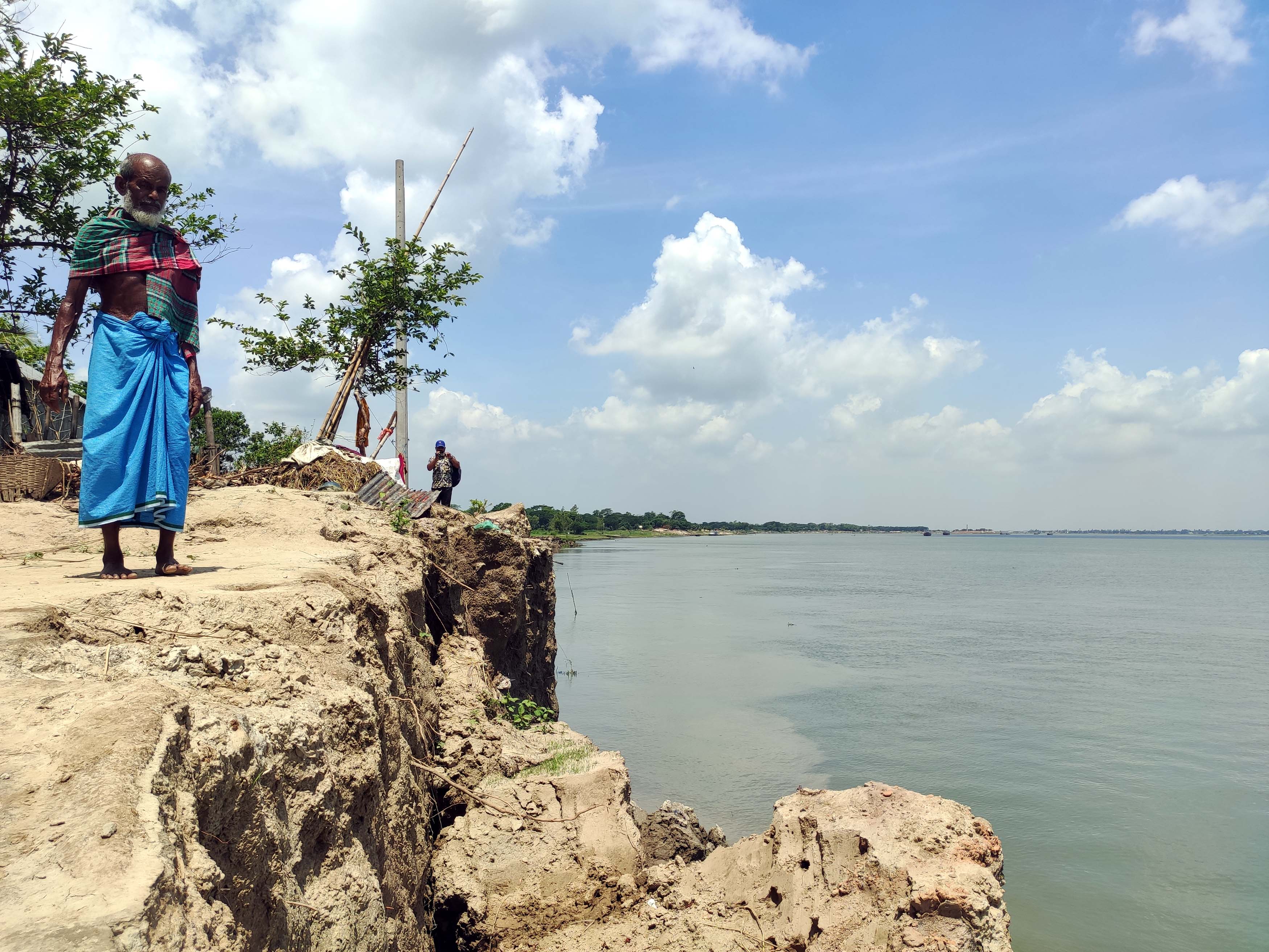 মেঘনার ভাঙন : অস্তিত্ব সংকটে নবীনগরের ১১ গ্রাম