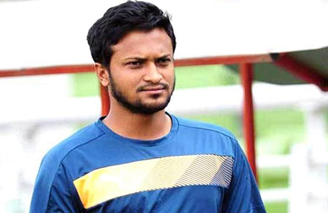 মোহামেডানের আর্ম ব্যান্ড সাকিবের বাহুতে