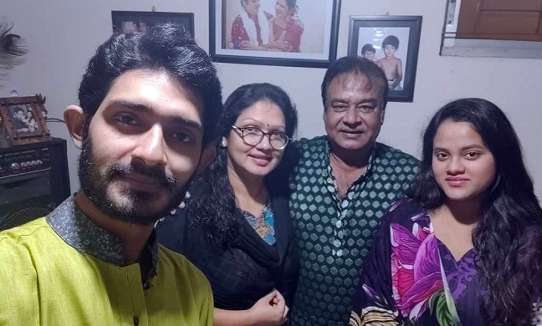 নানা হলেন, এবার দাদা হওয়ার অপেক্ষায় আলীরাজ