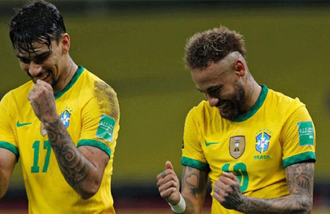 নেইমারের পারফম্যান্সে শীর্ষে ব্রাজিল