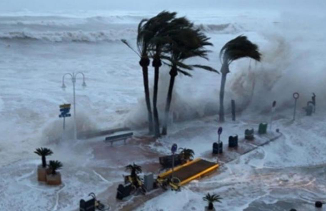 ওড়িশায় আঘাত হেনেছে ইয়াস