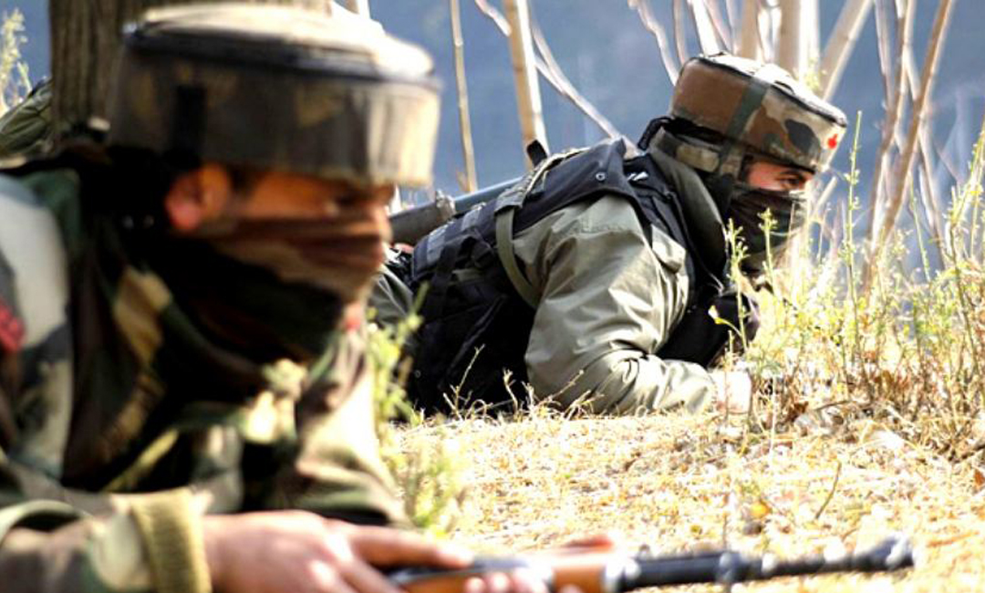 পাকিস্তানের গুপ্তচরবৃত্তি, দুই ভারতীয় সেনা গ্রেফতার