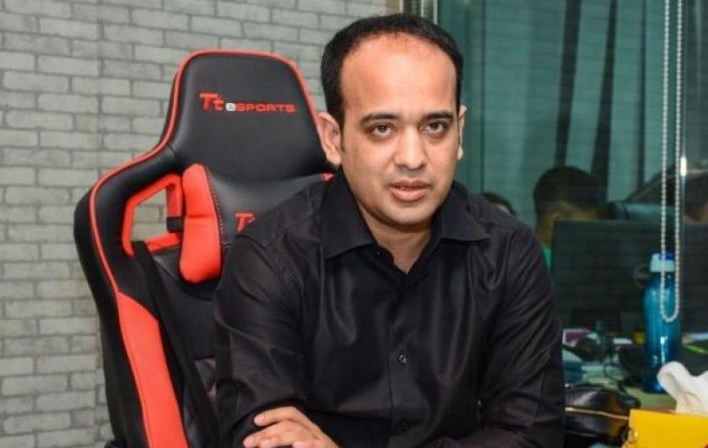 আমাদের একটু সময় দিন: রাসেল