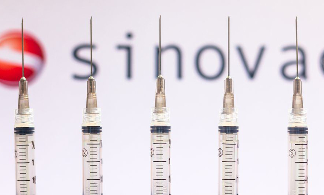 সিনোভ্যাকের টিকা নিয়েও ৬০০ চিকিৎসা কর্মী করোনায় আক্রান্ত